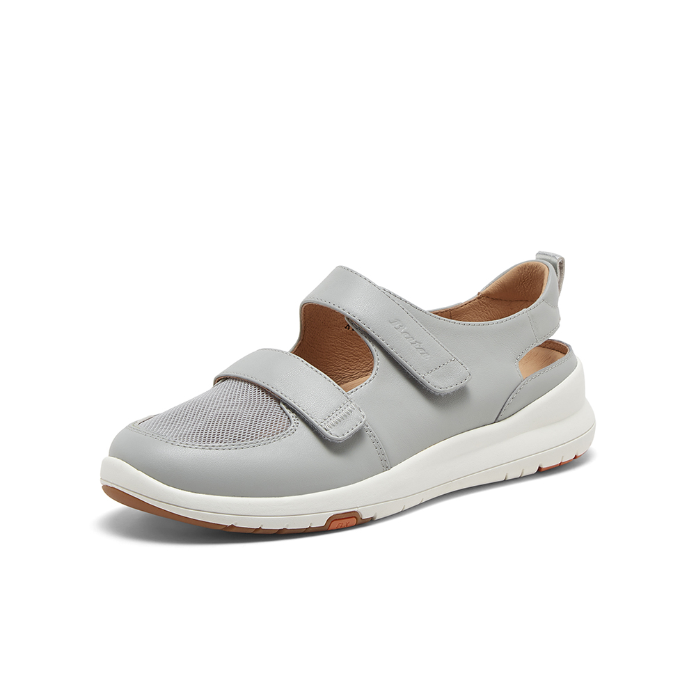 Bata后空凉鞋女2024夏商场新款牛皮运动通勤软底休闲凉鞋AYN02BH4