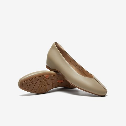 Bata浅口单鞋女2025春季商场新款羊皮软底通勤百搭单鞋AWZ08AQ5