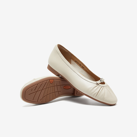 Bata浅口单鞋女2025春商场新款羊皮百搭软底通勤舒适单鞋ART32AQ5