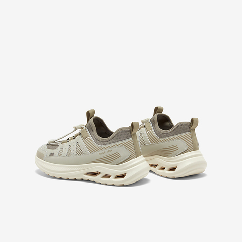 Bata休闲鞋女2025春季商场新款厚底透气通勤百搭运动VLH79AM5