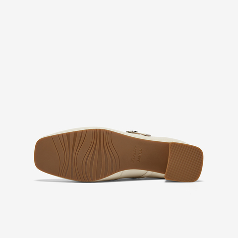 Bata玛丽珍女202秋季商场新款羊皮法式通勤百搭粗跟浅口鞋68862CQ5