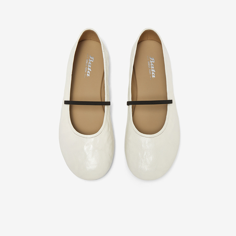 Bata羊皮书玛丽珍女2025秋商场新款百搭通勤浅口软底单鞋53967CQ5