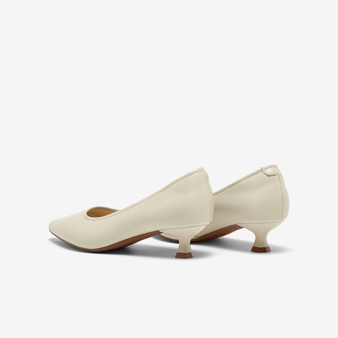 Bata浅口单鞋女2025秋季商场新款羊皮优雅软底通勤高跟鞋25799CQ5