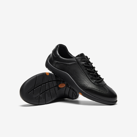 Bata休闲鞋男2025秋季商场新款羊皮通勤百搭软底运动鞋EYR31CM5