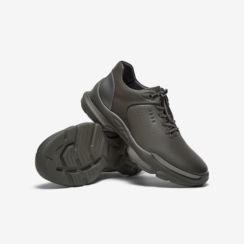 Bata休闲鞋男2025秋季商场新款厚底牛皮通勤透气运动鞋92C01CM5