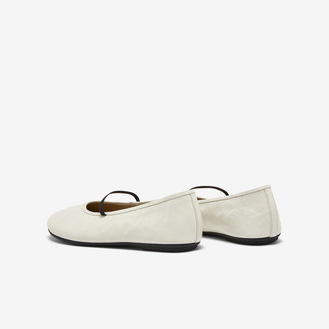 Bata羊皮书玛丽珍女2025秋商场新款百搭通勤浅口软底单鞋53967CQ5