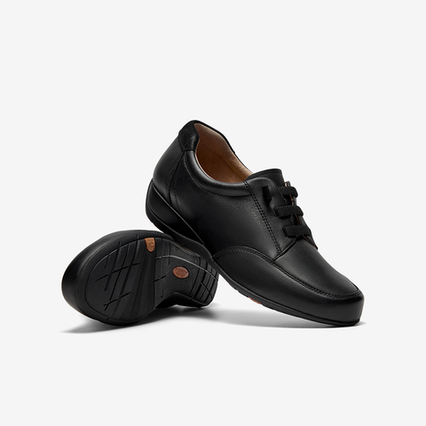 Bata休闲鞋女2025秋季商场新款牛皮通勤百搭时尚软底单鞋APZ21CM5