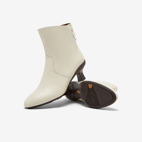 Bata时装靴女2025冬商场新款百搭软底羊皮通勤粗跟短筒靴AIR55DD5