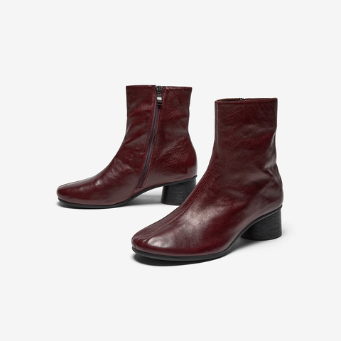 Bata时装靴女2025冬季新款羊皮软底通勤百搭中筒靴66071DZ5