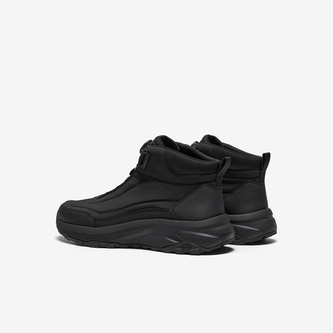 Bata时装靴男2025冬季商场新款通勤户外旋转扣厚底低靴ESH19DD5