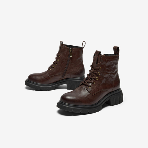 Bata英伦马丁靴女2025冬商场新款牛皮粗跟百搭纹理短筒靴UWL02DD5