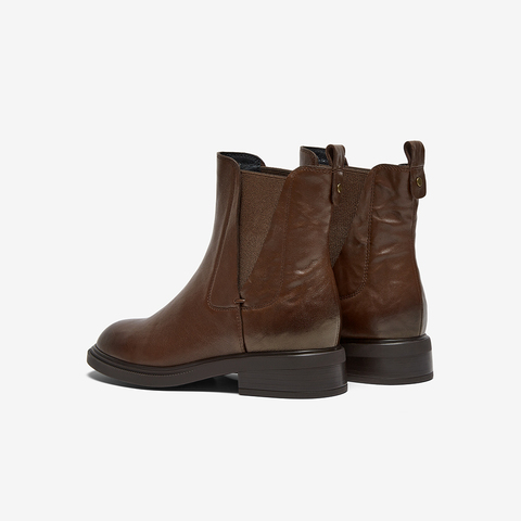 Bata切尔西靴女2025冬商场新款英伦风羊皮通勤软底短筒靴AKL66DD5