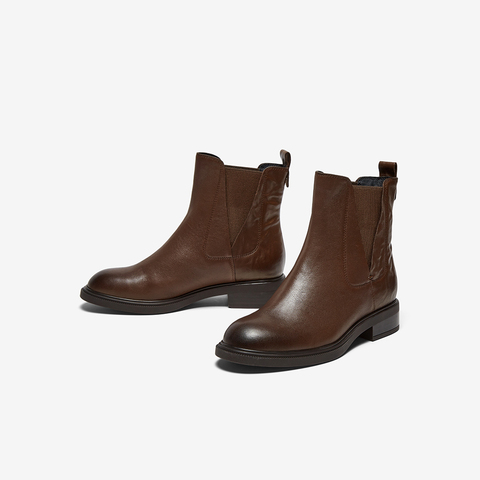 Bata切尔西靴女2025冬商场新款英伦风羊皮通勤软底短筒靴AKL66DD5