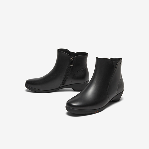 Bata时装靴女2025冬商场新款百搭软底羊皮通勤粗跟短筒靴AGW40DD5