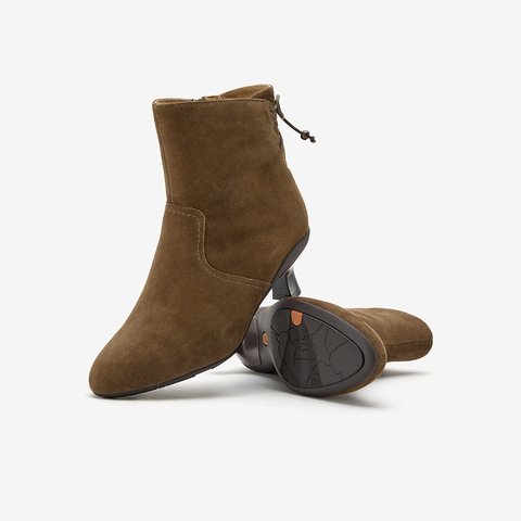 Bata时装靴女2025冬商场新款百搭软底羊皮通勤粗跟短筒靴AIR55DD5