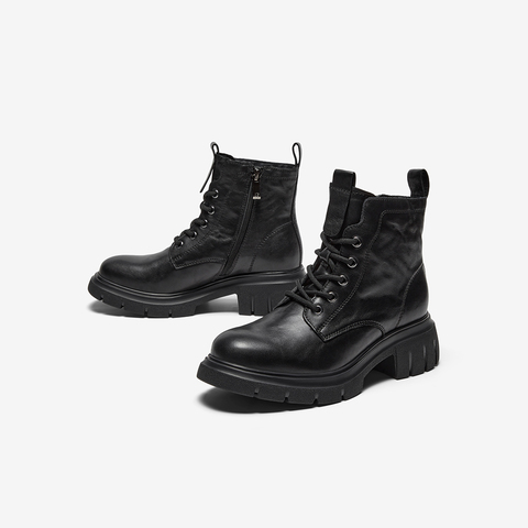 Bata英伦马丁靴女2025冬商场新款牛皮粗跟百搭纹理短筒靴UWL02DD5