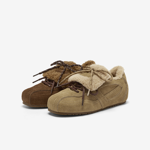 Bata休闲鞋女2025冬季牛剖皮通勤复古毛毛德训运动鞋25581DM5