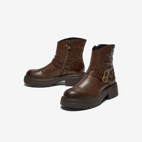 Bata时装靴女2025冬季商场新款百搭羊皮通勤粗跟短筒靴AGC47DD5