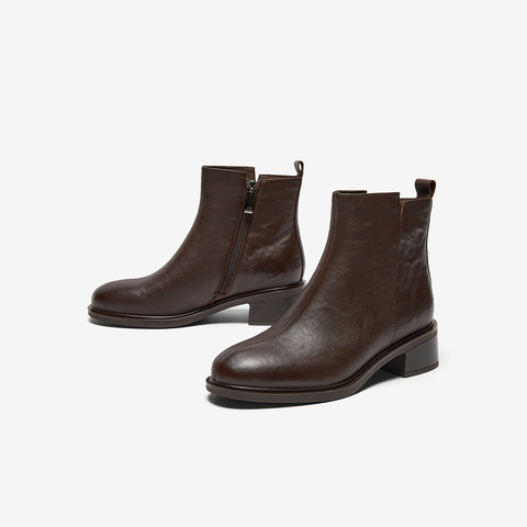 Bata时装靴女2025冬季商场新款粗跟百搭羊皮通勤短筒靴76180DD5