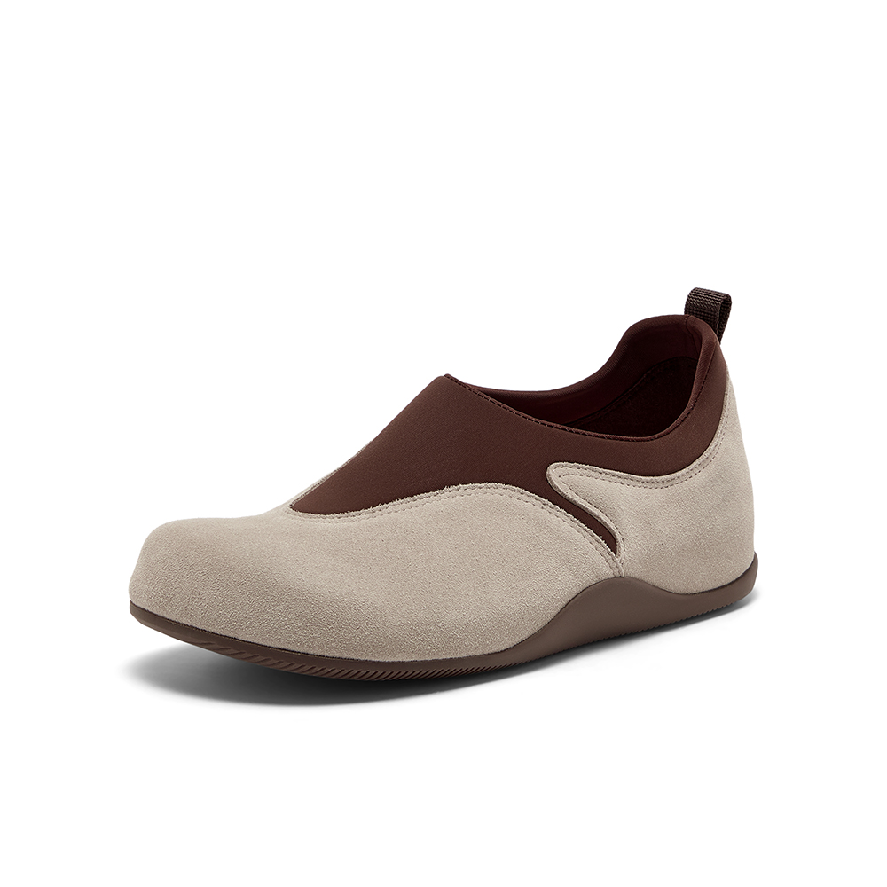 Bata休闲鞋女2025秋季商场新款牛剖皮百搭通勤舒适勃肯鞋88825CM5