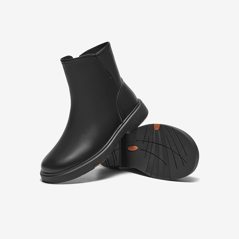 Bata时装靴女2025冬季商场新款通勤百搭羊皮软底短筒靴AKQ49DD5