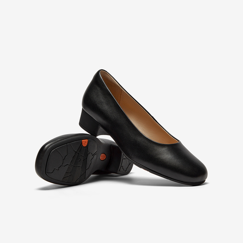 Bata浅口单鞋女2026春季商场新款羊皮软底百搭通勤单鞋AOX22AQ6