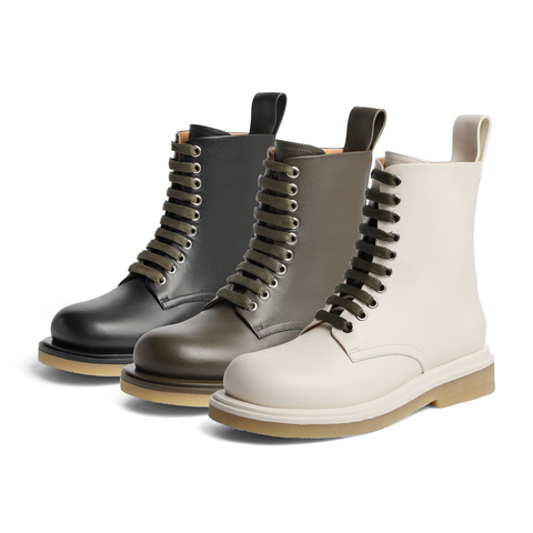 百丽白色马丁靴英伦风女冬款机车10孔真皮中筒靴80887DD0