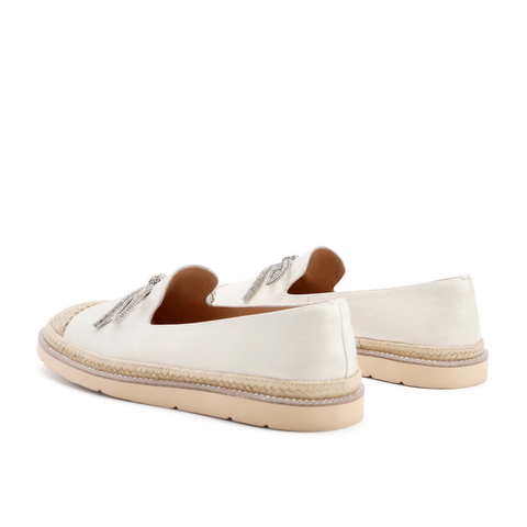 百丽休闲穆勒鞋2021春小香风皱漆平底女蝴蝶结渔夫鞋12118AM1