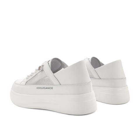 百丽2021夏新女珍珠拼接厚底小白鞋网面休闲松糕板鞋B0329BM1