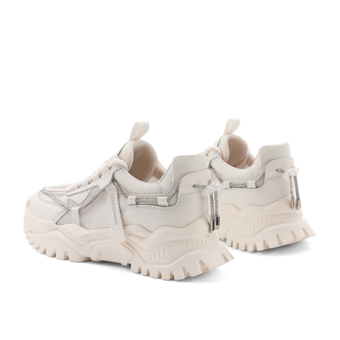 百丽2021女时尚帅气厚底运动风休闲老爹鞋B0342BM1