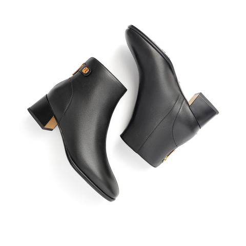 百丽时装靴女2021冬新款商场同款金属扣时尚英伦短靴3WE42DD1