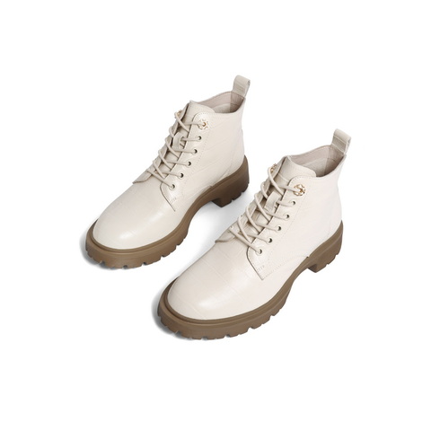 百丽压纹休闲靴女2022冬新商场同款羊皮革质感马丁靴3UP55DD2