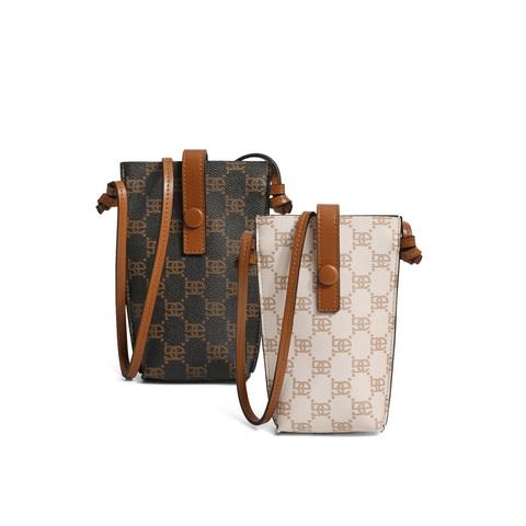 百丽精致复古撞色老花手机包2022冬新单肩斜挎包X9012DX2