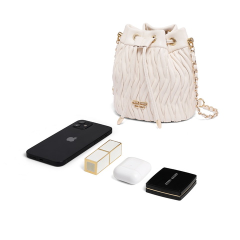 百丽包包女2023秋季新商场同款时尚褶皱单肩斜挎水桶包X6795CX3