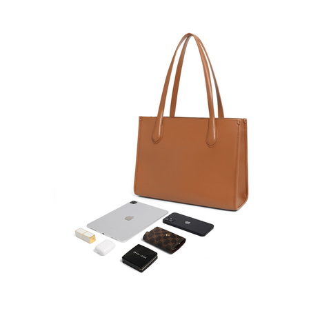 百丽包包2023冬季新款简约通勤轻便大容量单肩托特包X9272DX3