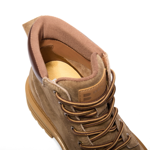 百丽复古潮流休闲靴男靴2023冬户外徒步工装靴大黄靴A1762DD3