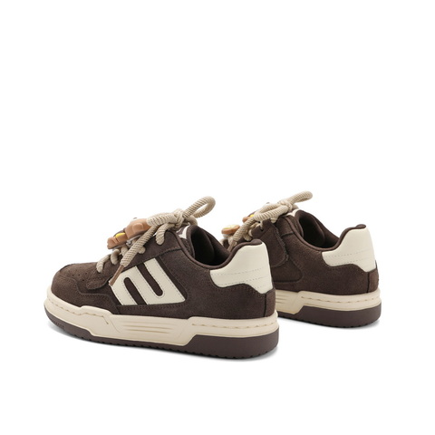 百丽舒适趣味板鞋女童24春新商场同款跑步休闲鞋38650A84