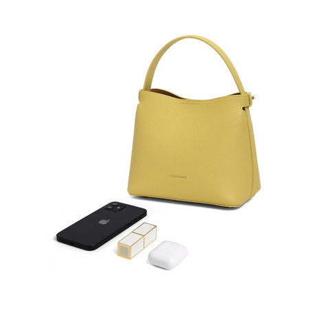 百丽包包女托斯卡纳头层牛皮质感通勤单肩斜挎手提水桶包X9311AX4