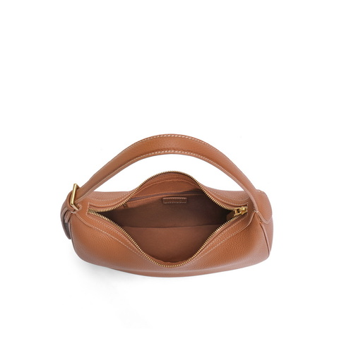 百丽包包女托斯卡纳系列头层牛皮质感高级简约腋下新月包X9331AX4