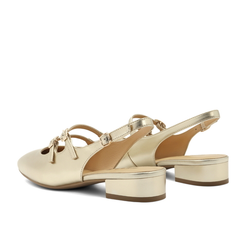 百丽时尚双扣带包头凉鞋女24夏新商场同款真皮平跟凉鞋BR4B1BH4