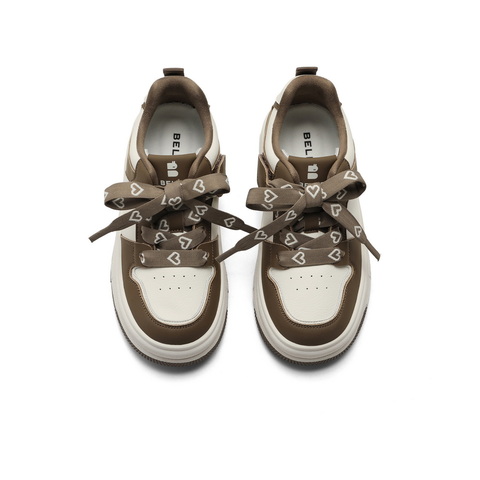 百丽舒适趣味板鞋女童24春新商场同款跑步休闲鞋A3219A84