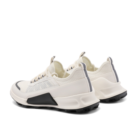 百丽网面透气休闲鞋男鞋2024秋新轻盈厚底户外跑步运动鞋A1642CM4