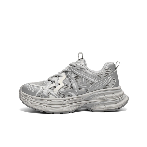 百丽时尚潮搭休闲鞋男2024冬新户外运动风厚底增高老爹鞋A1741DM4