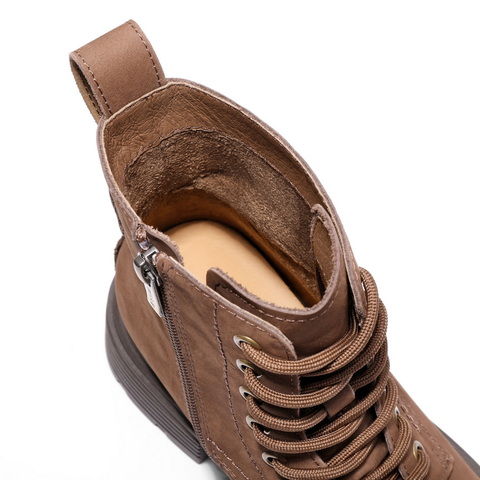 百丽增高厚底马丁靴女2024冬新真皮时尚美拉德短靴B2310DD4