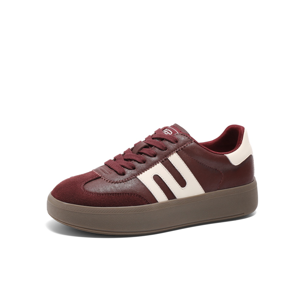 百丽休闲舒适德训鞋女2025春新商场同款时尚百搭板鞋D3A1DAM5