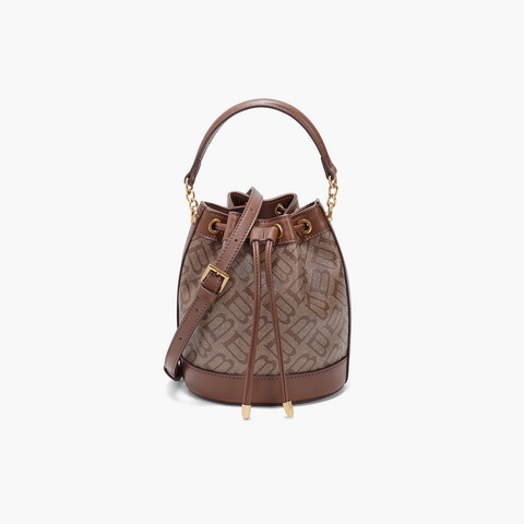 百丽包包女2025春新商场同款复古休闲单肩斜挎手提水桶包X7232AX5