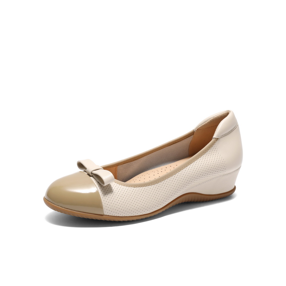 百丽休闲舒适单鞋女2025春新真皮蝴蝶结时尚单鞋D3T1DAQ5