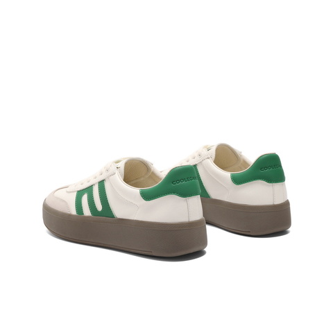 百丽休闲舒适德训鞋女2025春新时尚百搭板鞋D3A2DAM5