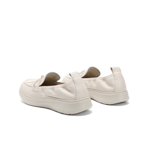 百丽蝴蝶结气质便士乐福鞋女2025春新商场同款真皮舒适鞋D4B1DAA5