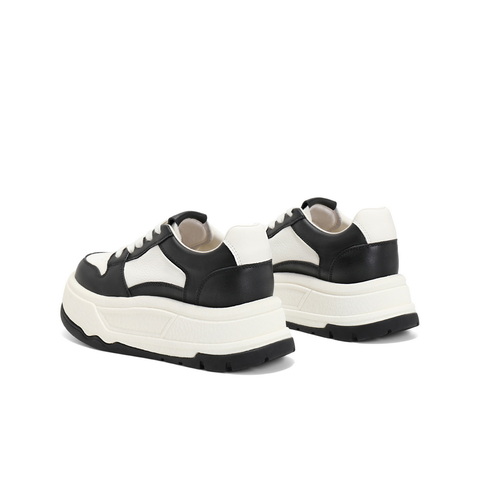 百丽简约休闲板鞋女2025春新属实厚底鞋B2457AM5